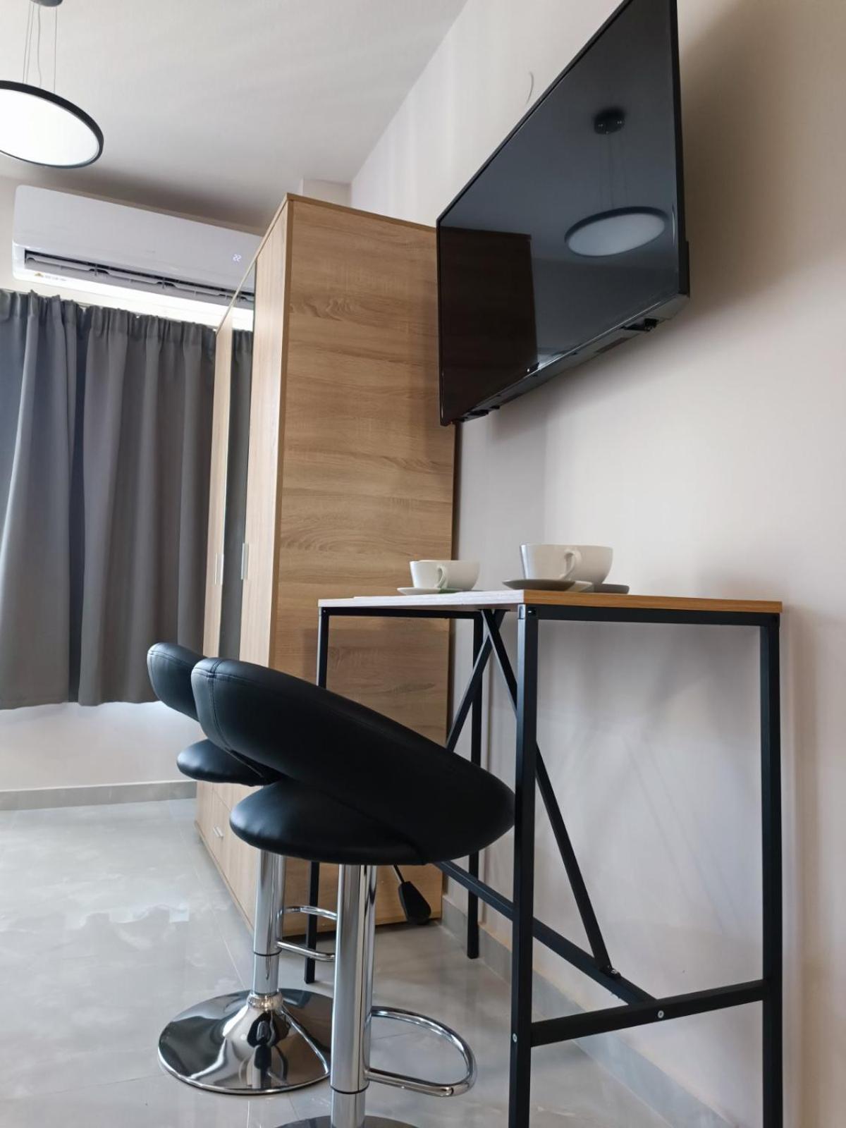 Central Studio In Veria Extérieur photo
