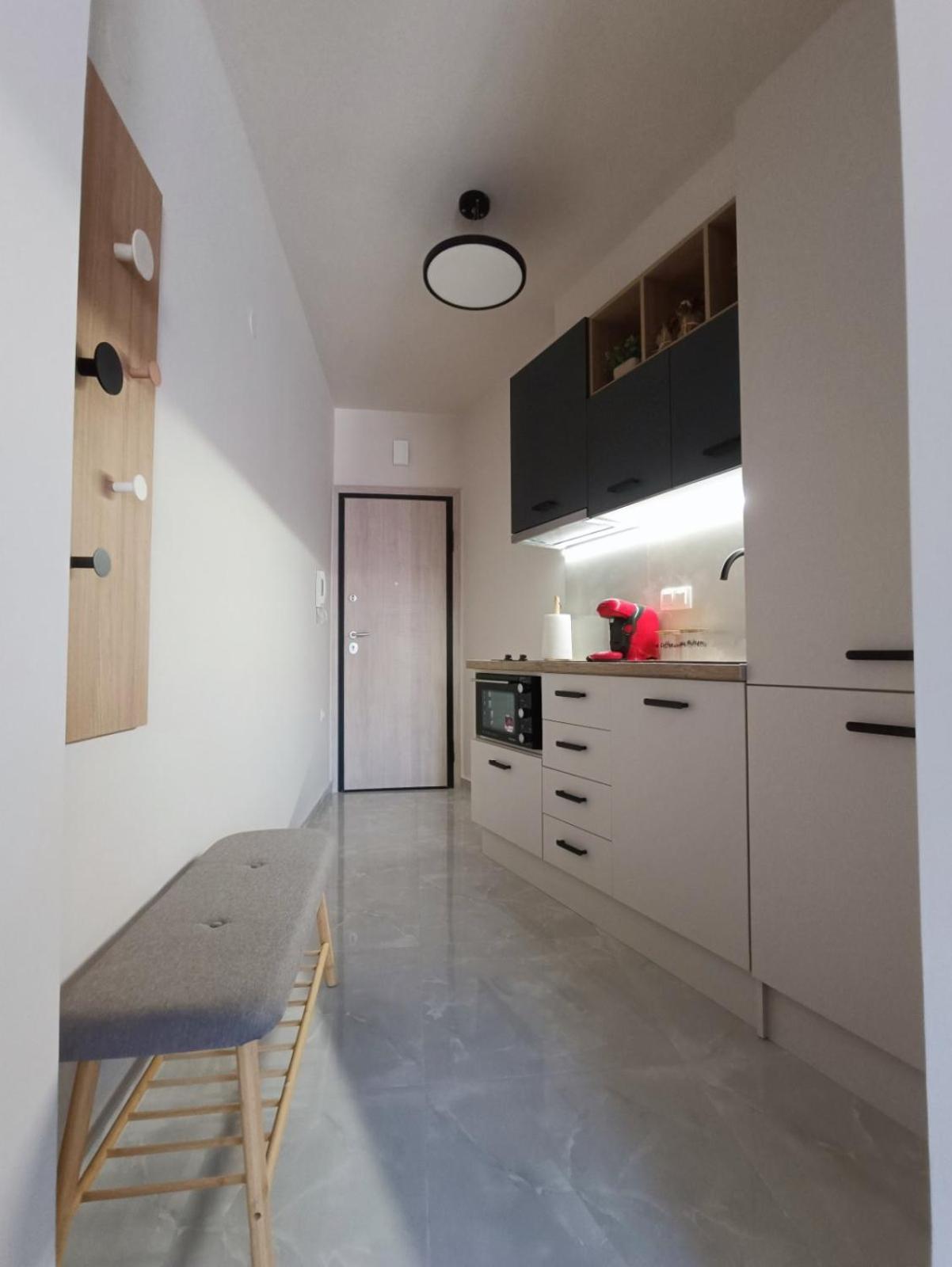 Central Studio In Veria Extérieur photo