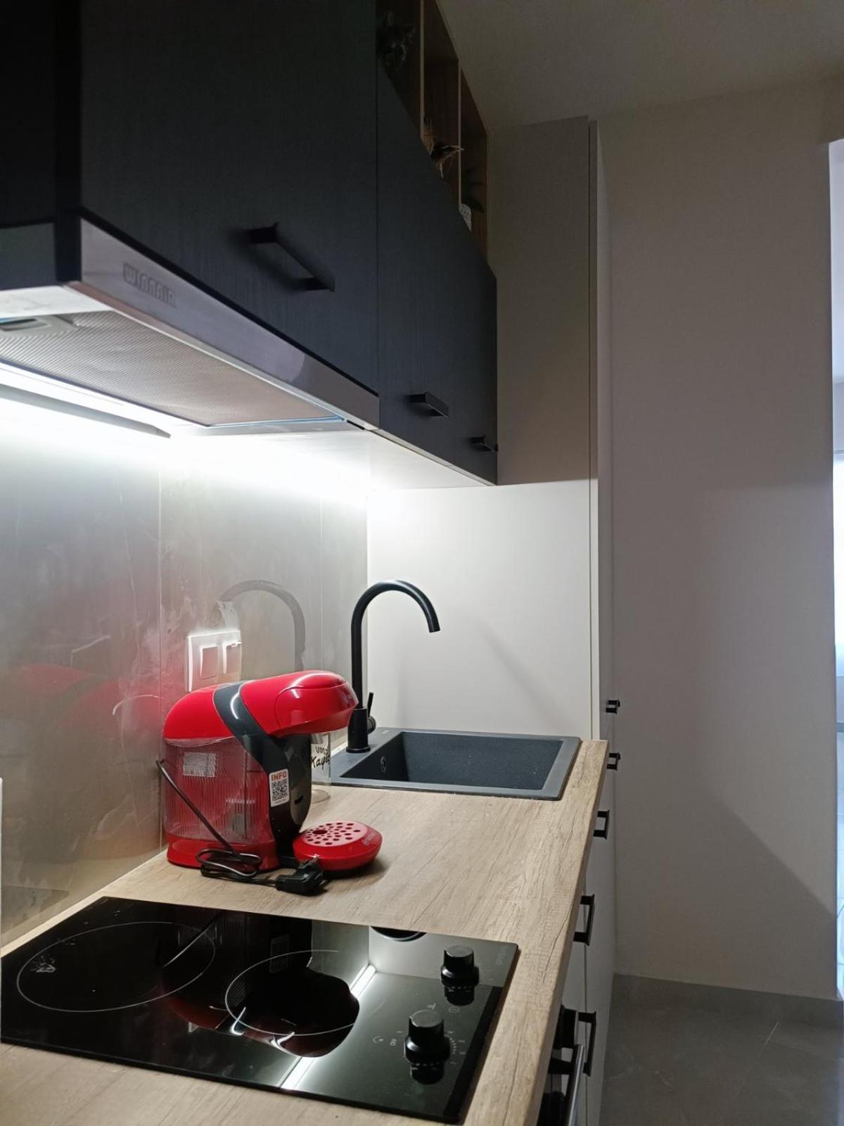 Central Studio In Veria Extérieur photo