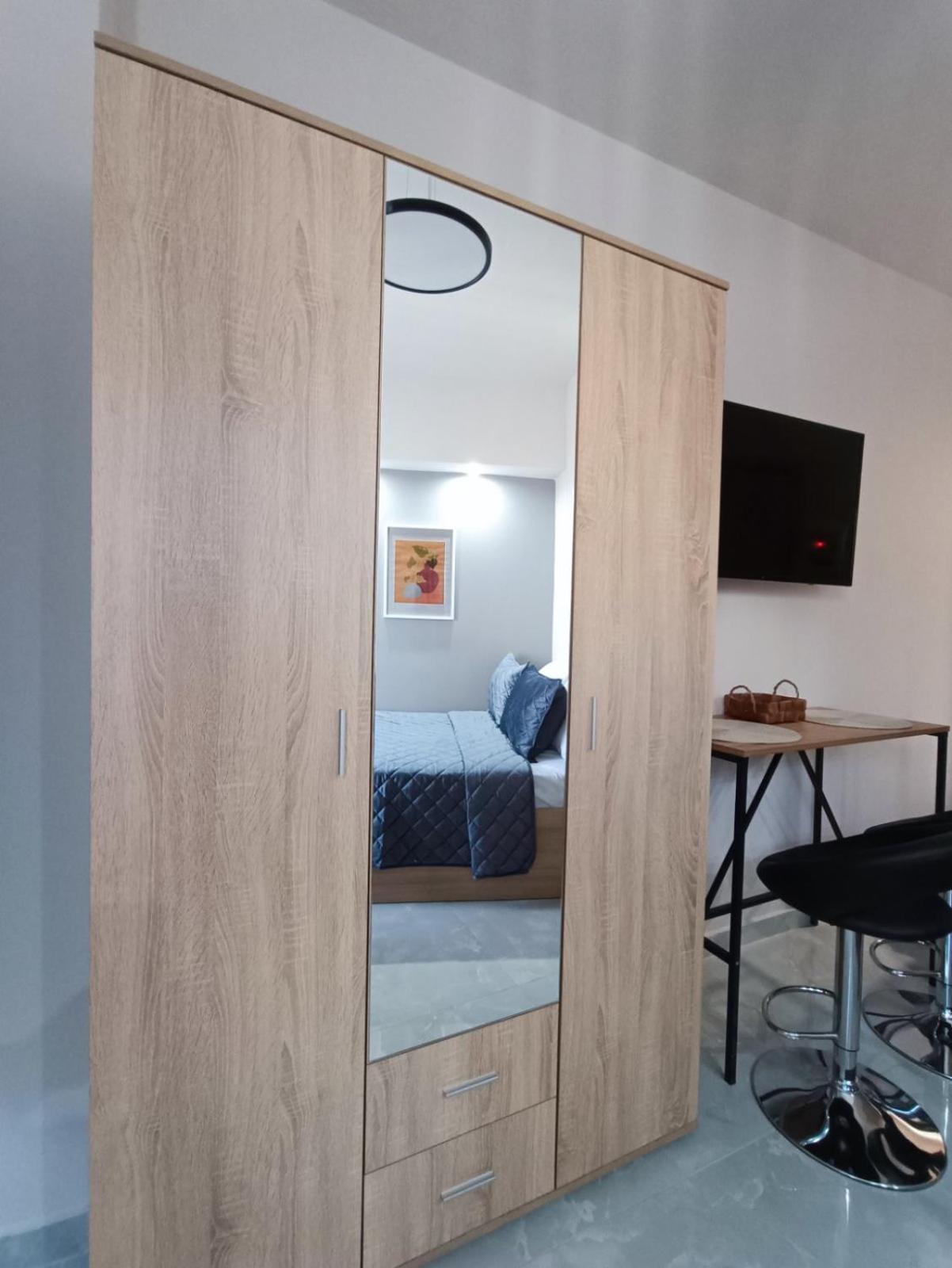 Central Studio In Veria Extérieur photo